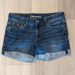 Aeropostale Boyfriend Roll Cuff Shorts